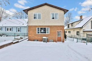 1952 Mckinley St NE, Minneapolis, MN 55418