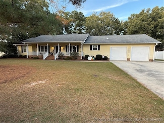 3057 Westminster Rd, Lumberton, NC 28360
