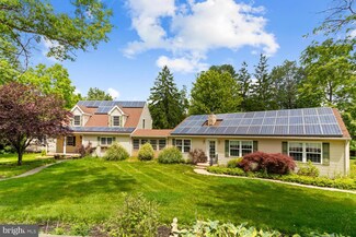 80 Jackson St, Lambertville, NJ 08530