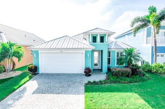 562 Bimini Bay Blvd, Apollo Beach, FL 33572