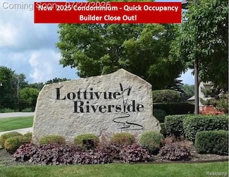 49681 Manistee Dr, Chesterfield, MI 48047