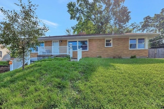 1210 Clovernook Dr, Hamilton, OH 45013