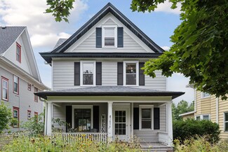 1856 Laurel Ave, Saint Paul, MN 55104