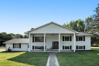 730 N Kalamazoo St, Paw Paw, MI 49079