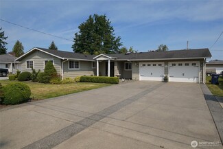 406 W 2nd St, Everson, WA 98247