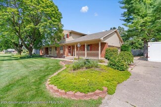 508 Nuggett Dr, Lansing, MI 48917