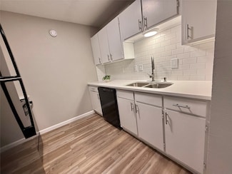 629 Central Ave Unit 202, Newark, TX 76071