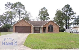 925 Granger Dr, Hinesville, GA 31313