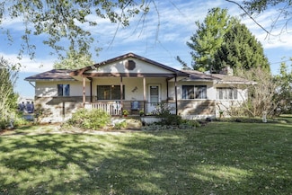 4464 Reynolds Rd, Centerburg, OH 43011