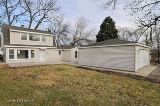 21276 W Shady Ln, Lake Zurich, IL 60047