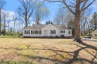 109 Sunset Dr, Elon, NC 27244