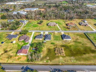 448 Deshotel Ln, Lake Charles, LA 70615