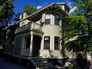 46 Elton St, Providence, RI 02906
