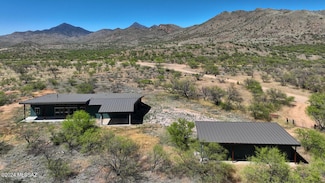 8 Calle Del Ensueno, Rio Rico, AZ 85648