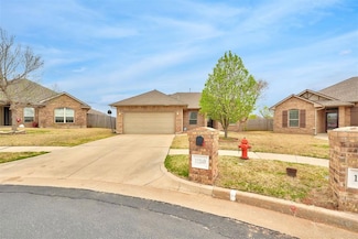 11240 NW 106th St, Yukon, OK 73099