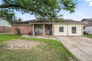806 Coolwood Dr, Houston, TX 77013