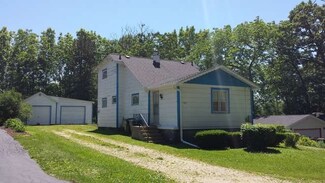 153 Schoors Ln, Twin Lakes, WI 53181
