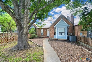 736 Summerwood Dr, New Braunfels, TX 78130