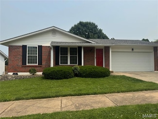 8526 Maylor Dr, Saint Louis, MO 63123