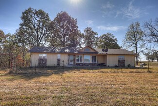 19367 Parrot Rd, Neosho, MO 64850