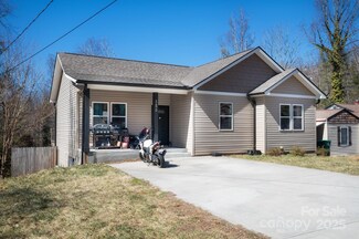 156 Locust Ct, Arden, NC 28704