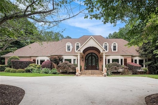 7660 Treeridge Ct, Atlanta, GA 30350