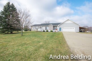 311 S 7th St, Carson City, MI 48811
