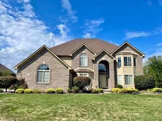27038 Debiasi Dr, Romulus, MI 48174