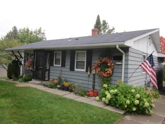 414 414 Ne 9th St--, Chisholm, MN 55719