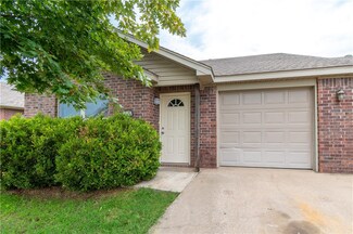 905 Meghan Ct Unit A, Siloam Springs, AR 72761