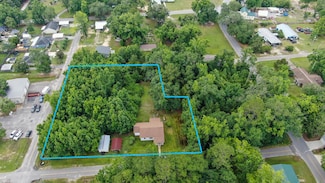 42 John Adams St, Freeport, FL 32439