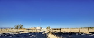 726 N Mirage St, Inyokern, CA 93527