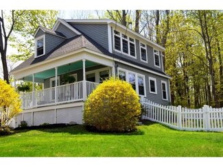 10 Pepperrell Rd, Kittery Point, ME 03905