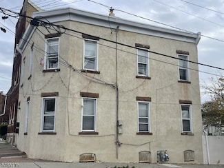 84 Westervelt Place, Lodi, NJ 07644