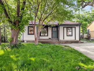 2034 Deer Path Dr, Dallas, TX 75216
