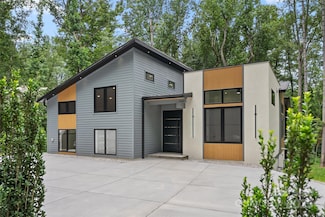 761 Weston Rd, Royal Pines, NC 28704