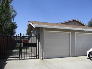 8158 Kelton Dr Unit B, Gilroy, CA 95020