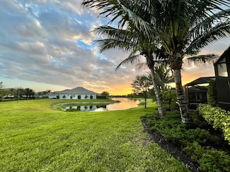 3242 Belon Ln, Naples, FL 34114