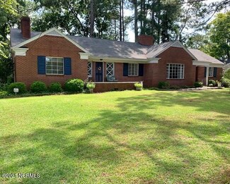 105 W Purvis St, Robersonville, NC 27871