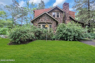 26 W Veterans Hwy, Jackson, NJ 08527