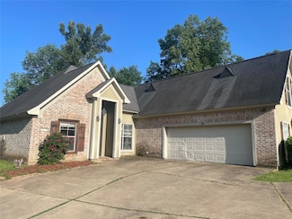 2127 Forest Hills Blvd, Haughton, LA 71037