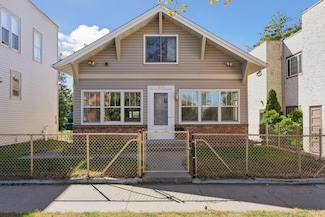 824 Como Ave, Saint Paul, MN 55103