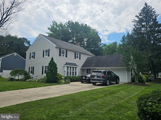 142 Fox Chase Dr, Delran, NJ 08075