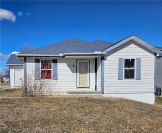 4039 Bombay Cir, Wood Heights, MO 64024