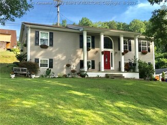 2452 Bills Creek Rd, Winfield, WV 25213