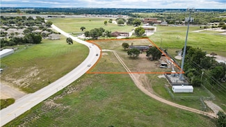 2224 S Chappell Hill St, Brenham, TX 77833