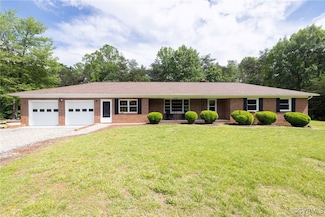 215 Glen Rd, Dillwyn, VA 23936