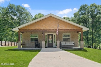 284 Osborn Moody Rd, Poplarville, MS 39470