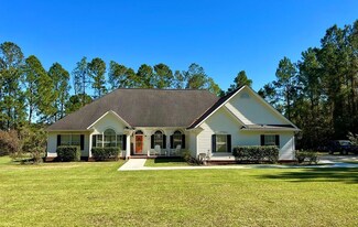 59 Quail Cir, Hazlehurst, GA 31539