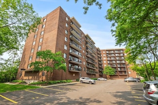 711 S River Rd Unit 403, Des Plaines, IL 60016